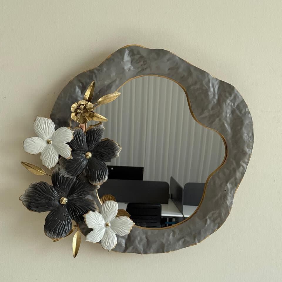 Decorative Mirror with Floral Frame 1