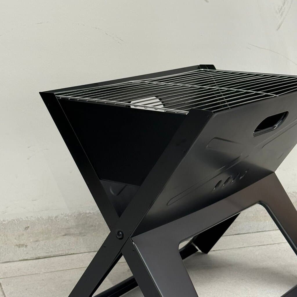 Durable Foldable Charcoal Grill 4