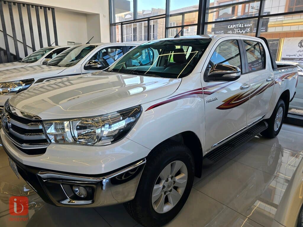Toyota Hilux 2