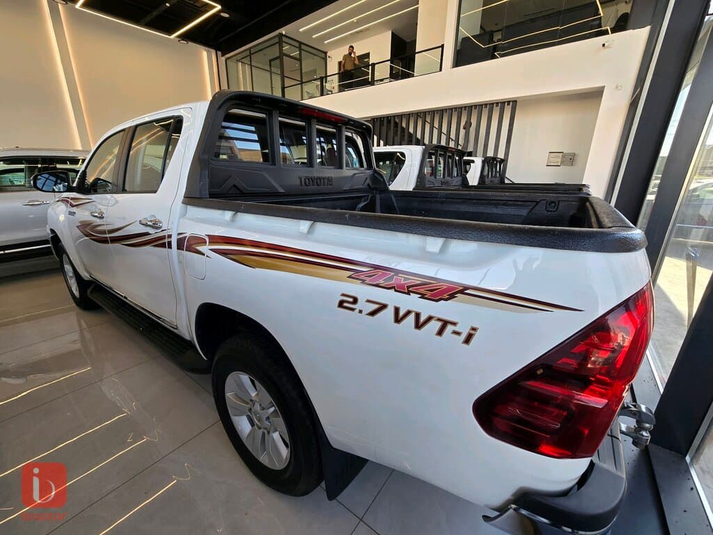 Toyota Hilux 3