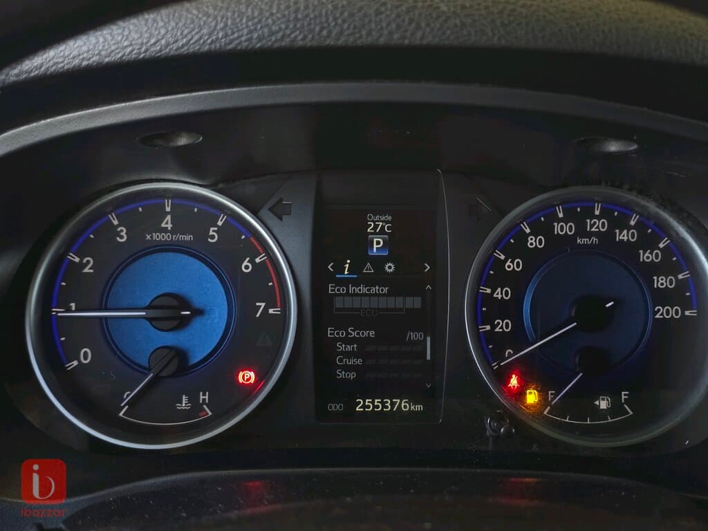 Toyota Hilux 7