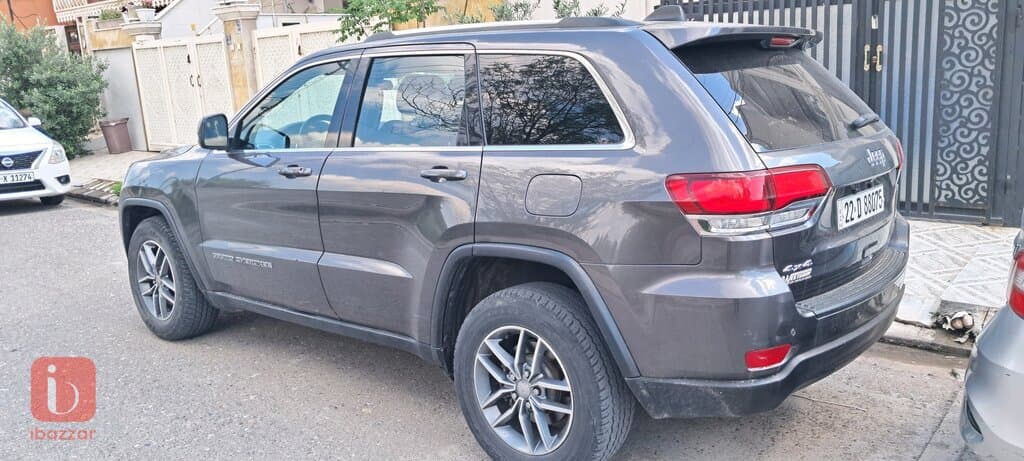 Jeep Grand Cherokee Laredo 4
