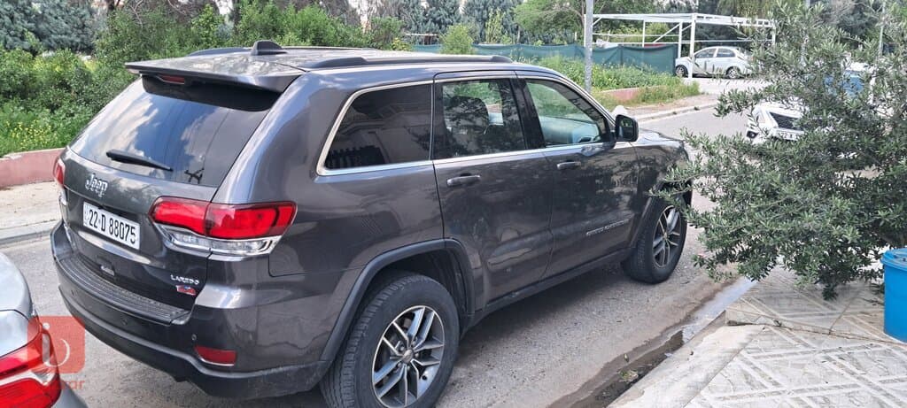 Jeep Grand Cherokee Laredo 3