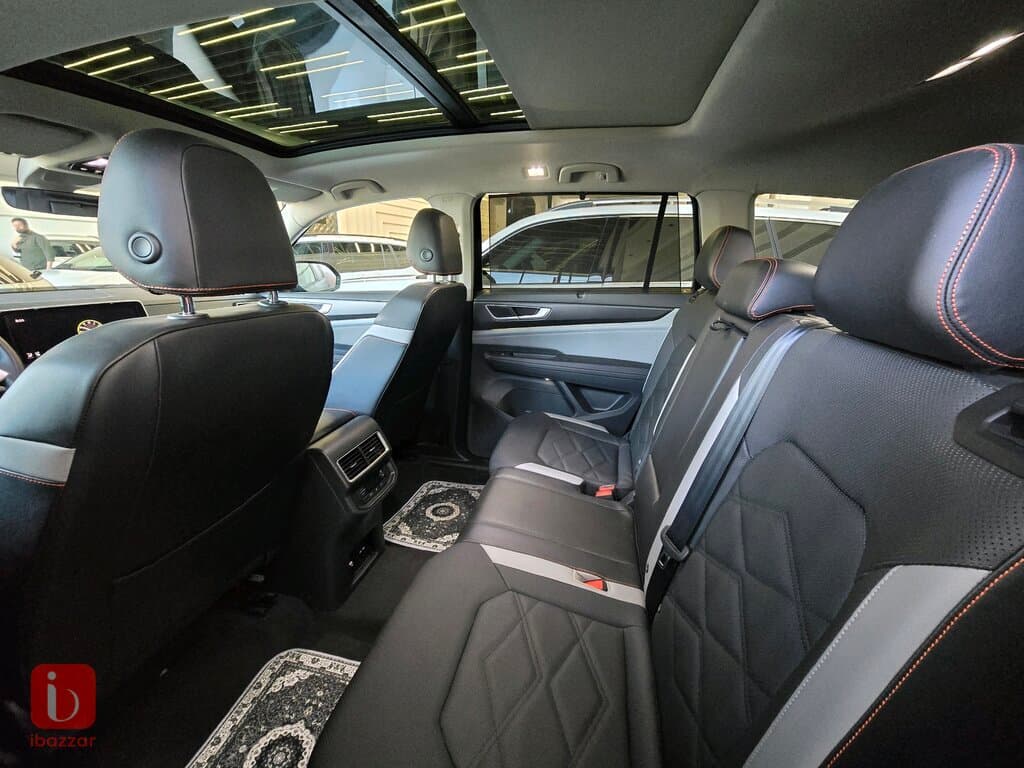 Volkswagen Atlas 4