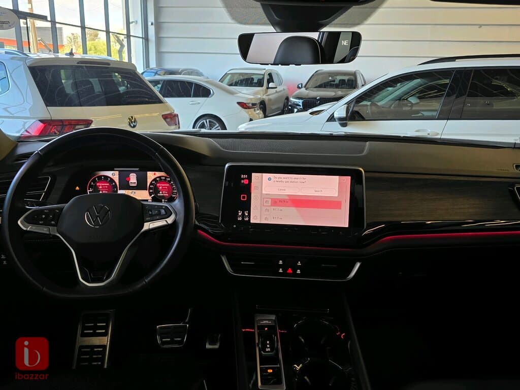Volkswagen Atlas SEL Premium 6