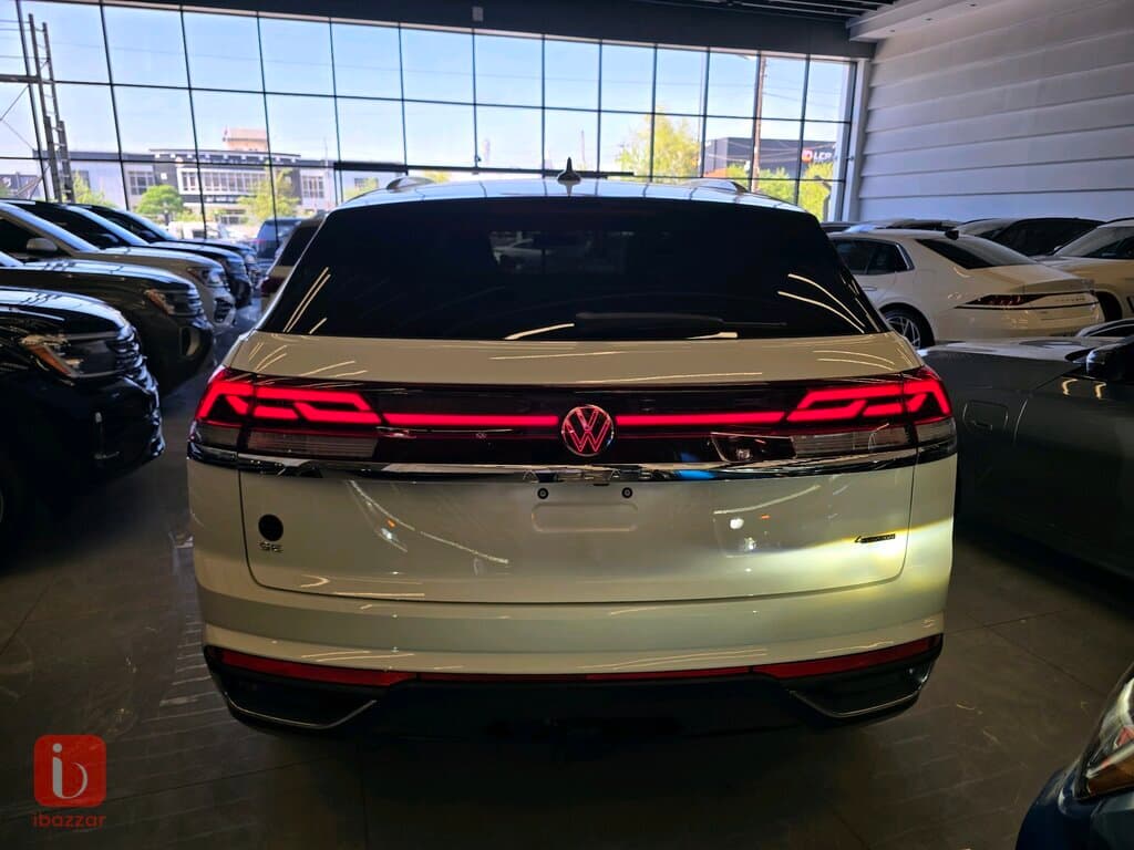 Volkswagen Atlas SE 3