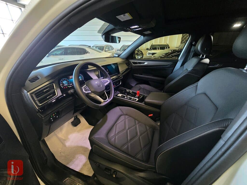 Volkswagen Atlas SE 7