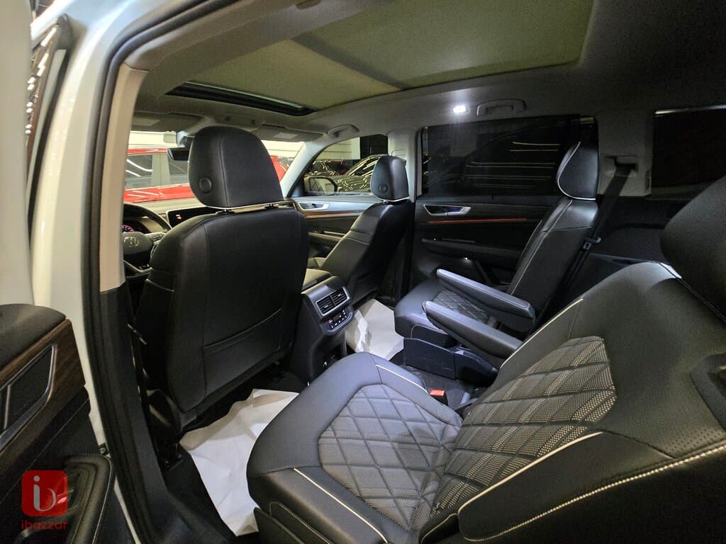 Volkswagen Atlas 4