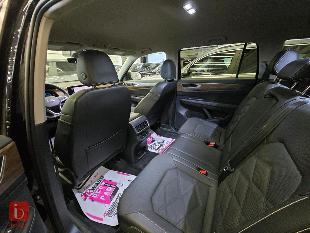 Volkswagen Atlas 4