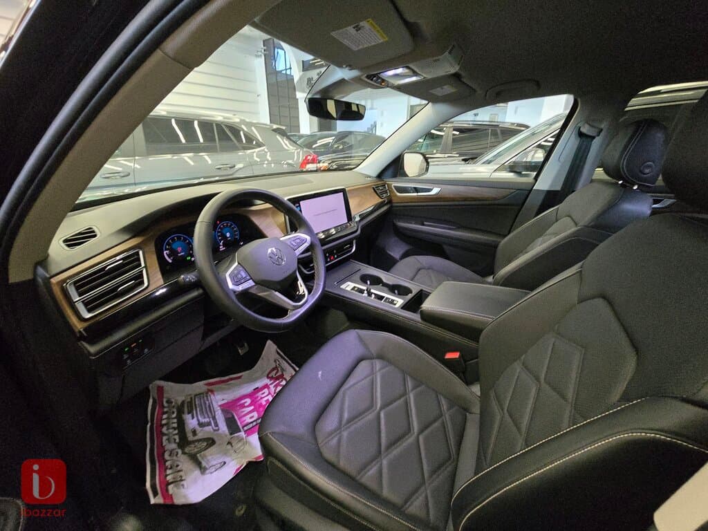 Volkswagen Atlas 5