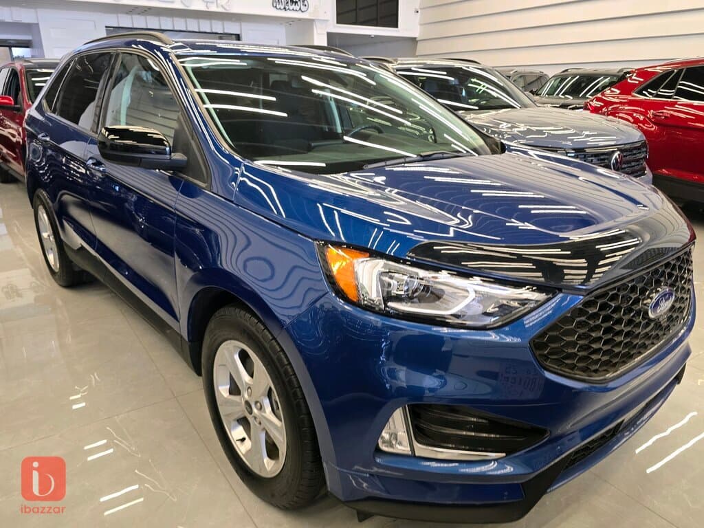 Ford Edge SE 2