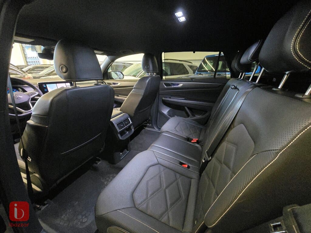 Volkswagen Atlas 5