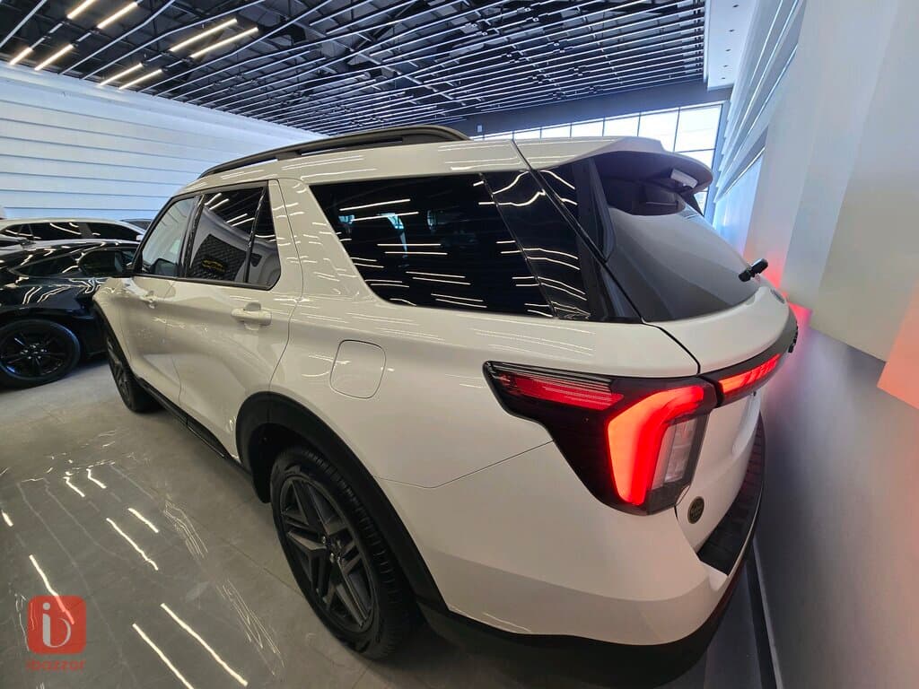 Ford Explorer 3