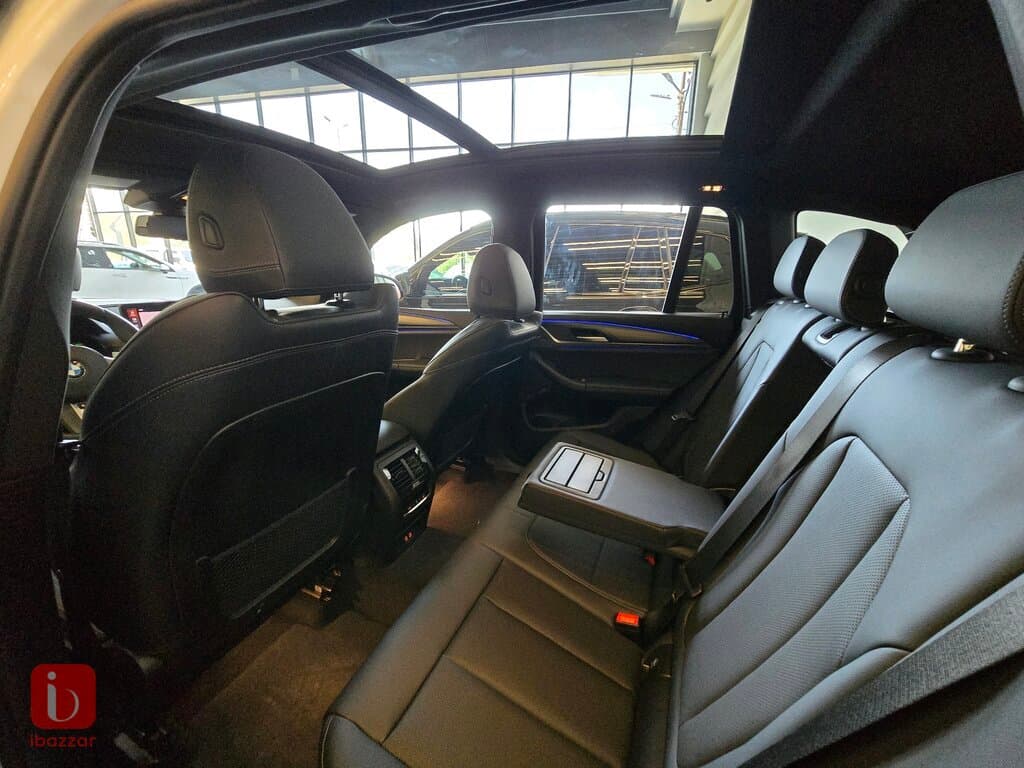 BMW X3 XDrive 30i 4
