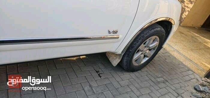 2004 - 2015 nissan armada power steps, used, in very good condition 7