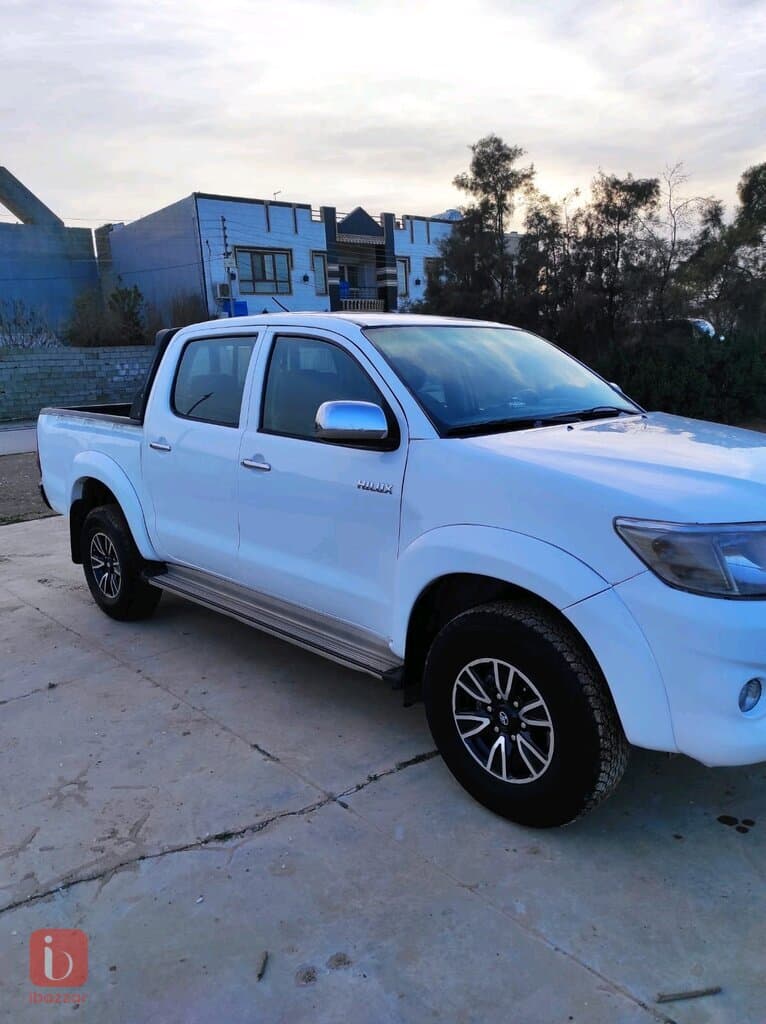 Toyota Hilux 7