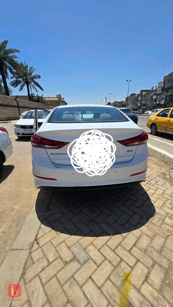 Hyundai Elantra GLS 4