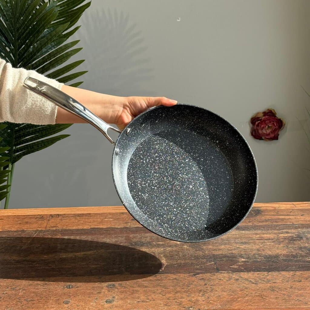 Durable Non-Stick Frying Pan with Heat Diffuser Base 4