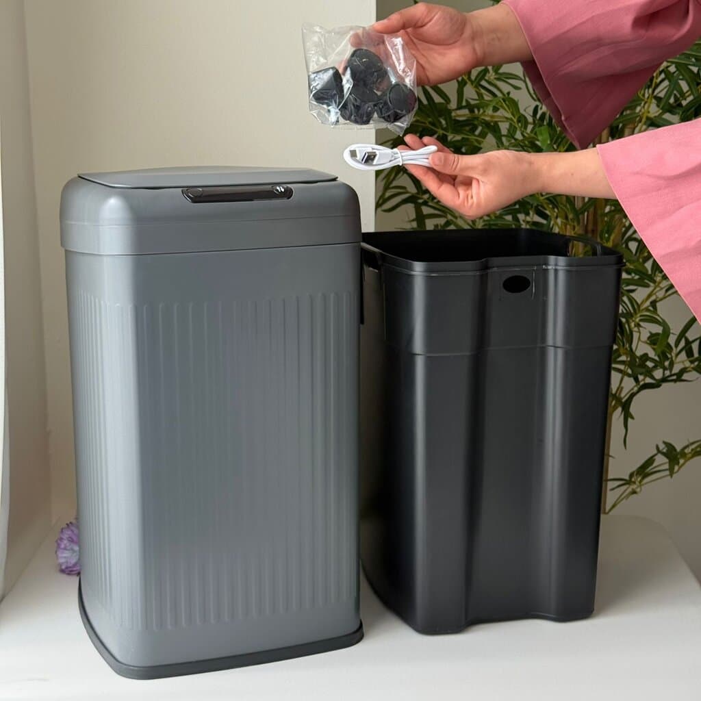 Modern Smart Sensor Waste Bin With Inner Bucket 4