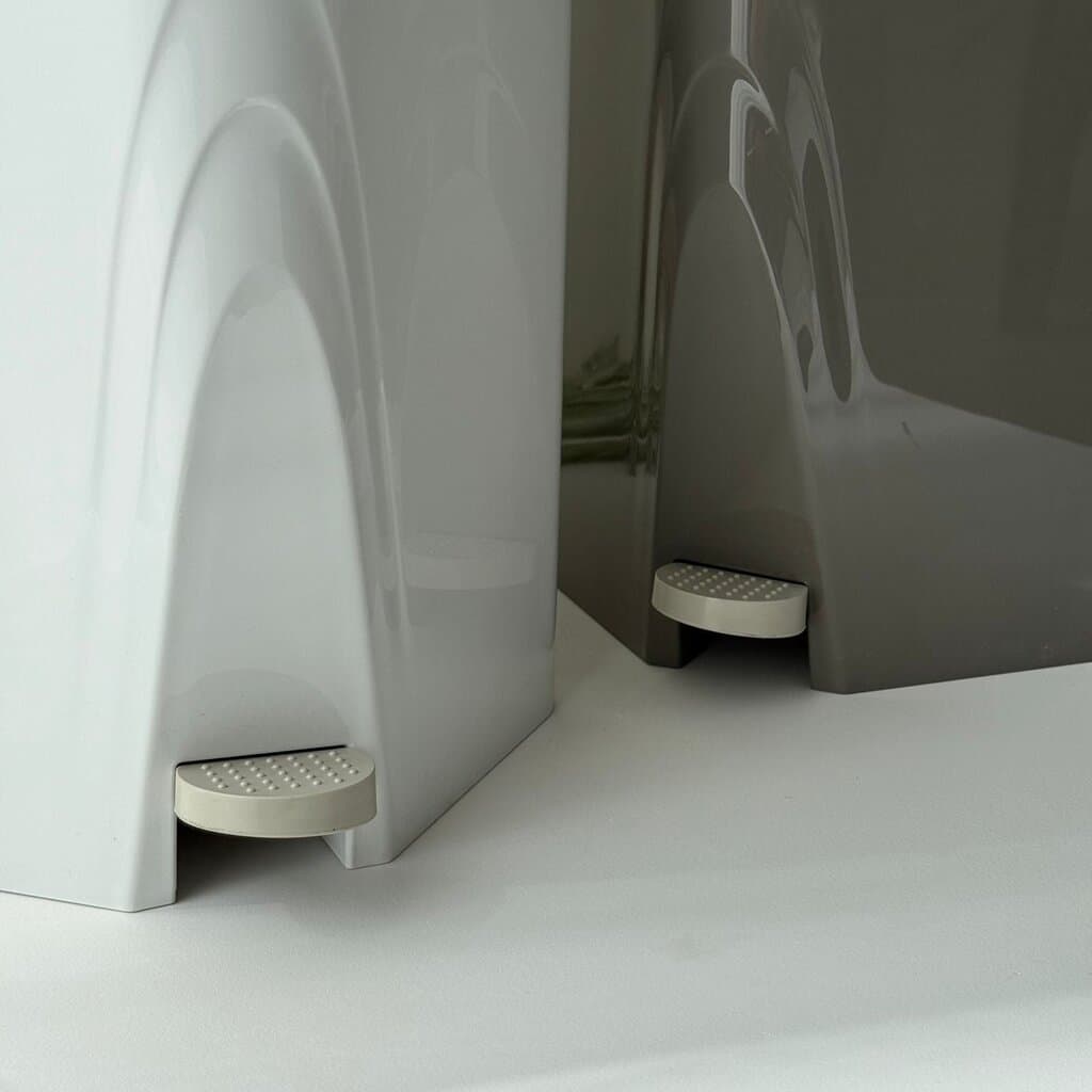 Modern Luxury Pedal Waste Bin 6