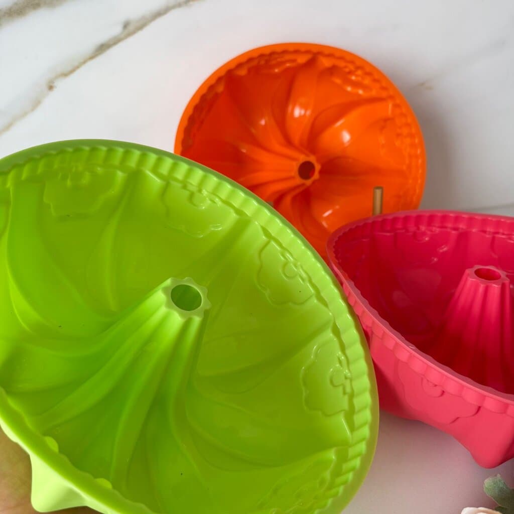 Silicone Baking Mold – Round Fluted Cake & Dessert Mold 5