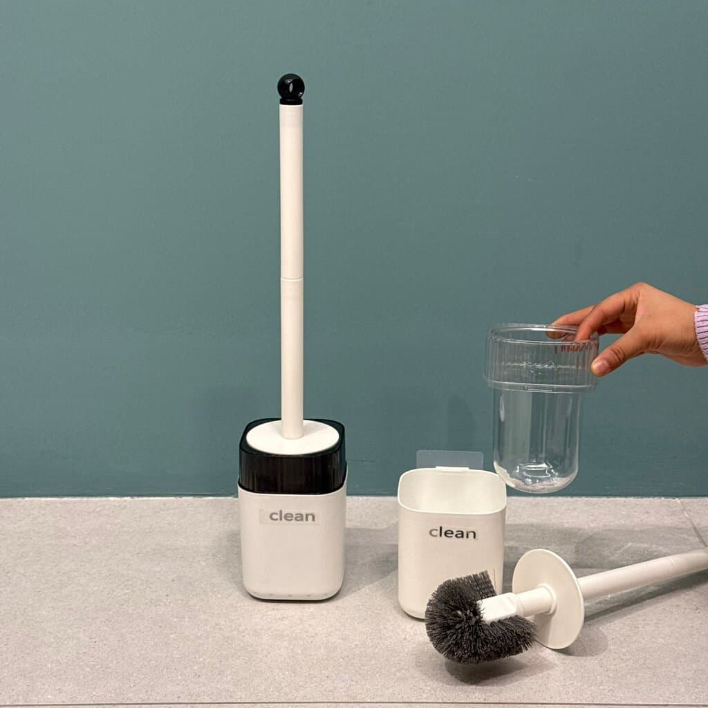 Toilet Cleaning Brush with Removable Holder Cup 10