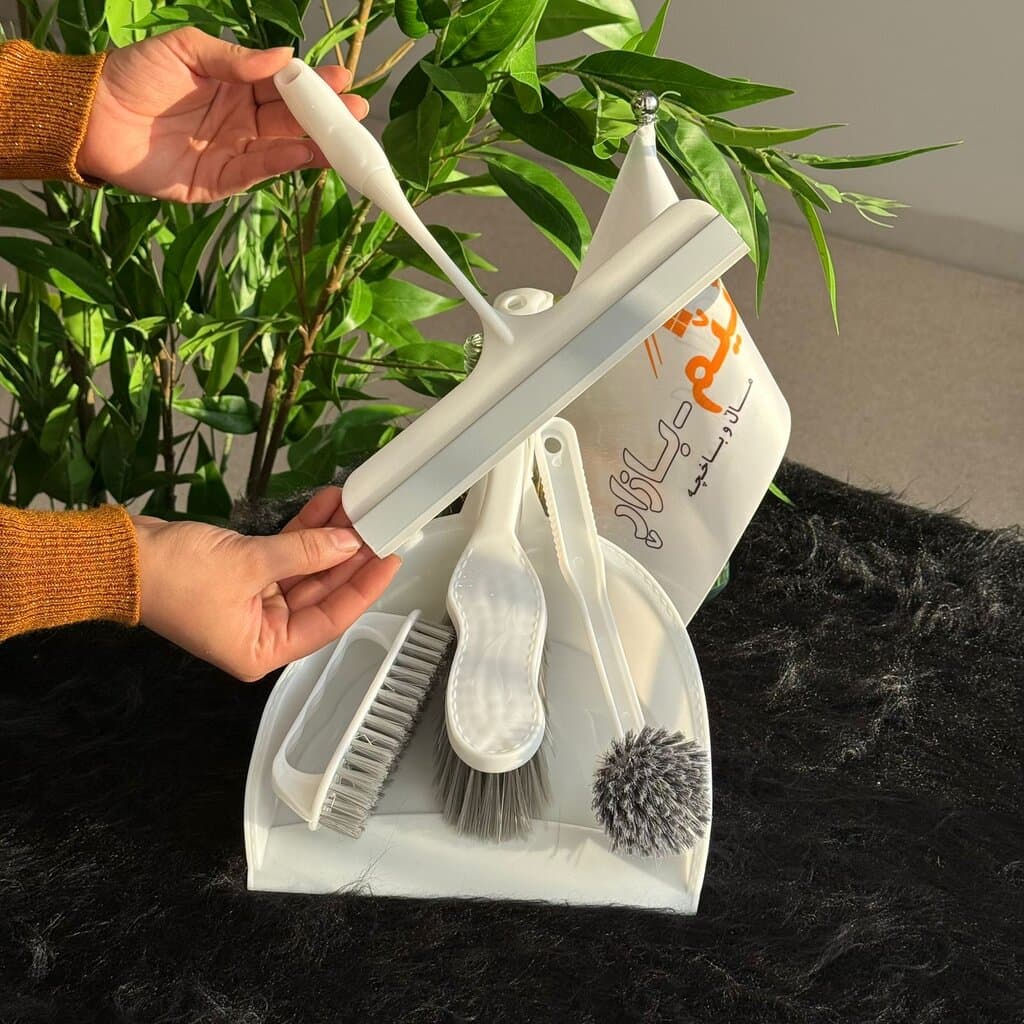 All-in-One Dustpan and Brush Set 7