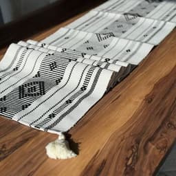 White & Black Pattern