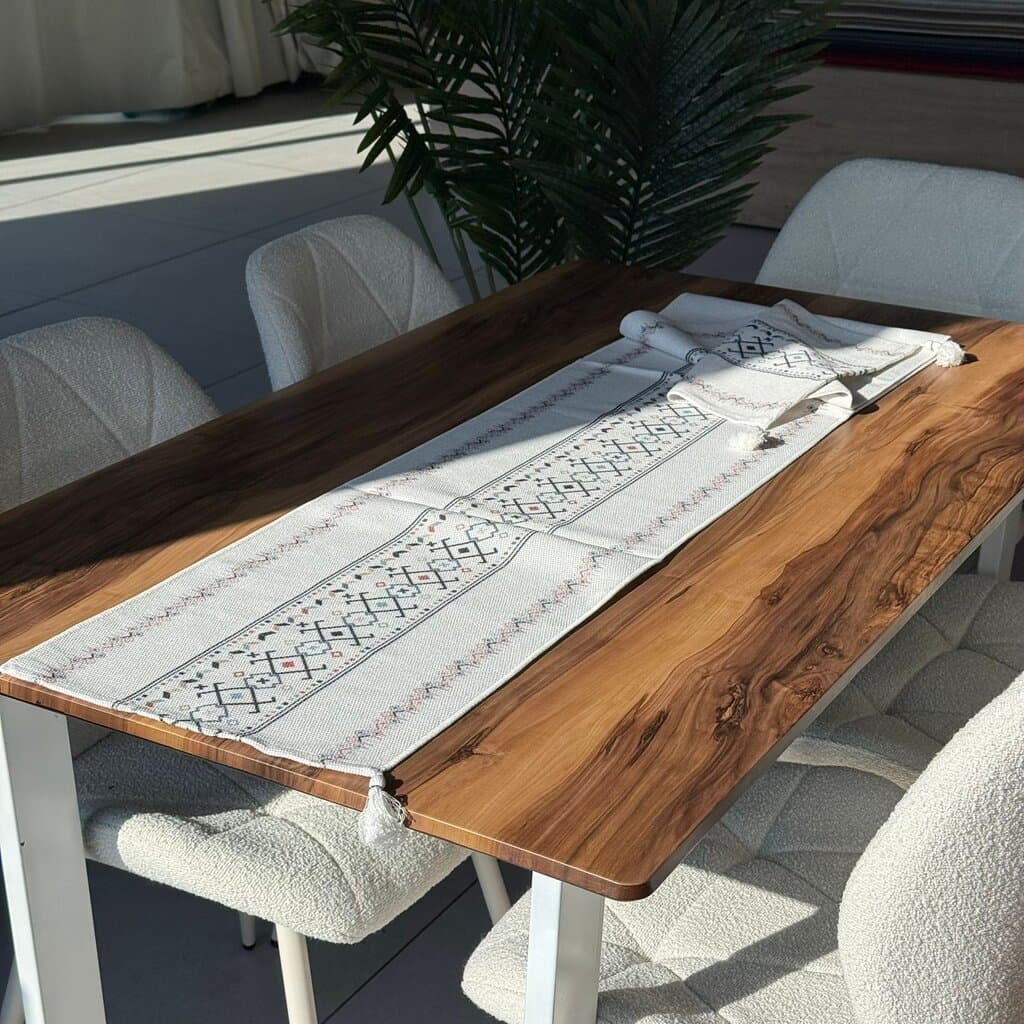 35 × 180 cm Decorative Woven Table Runner with Tassel Detail 14