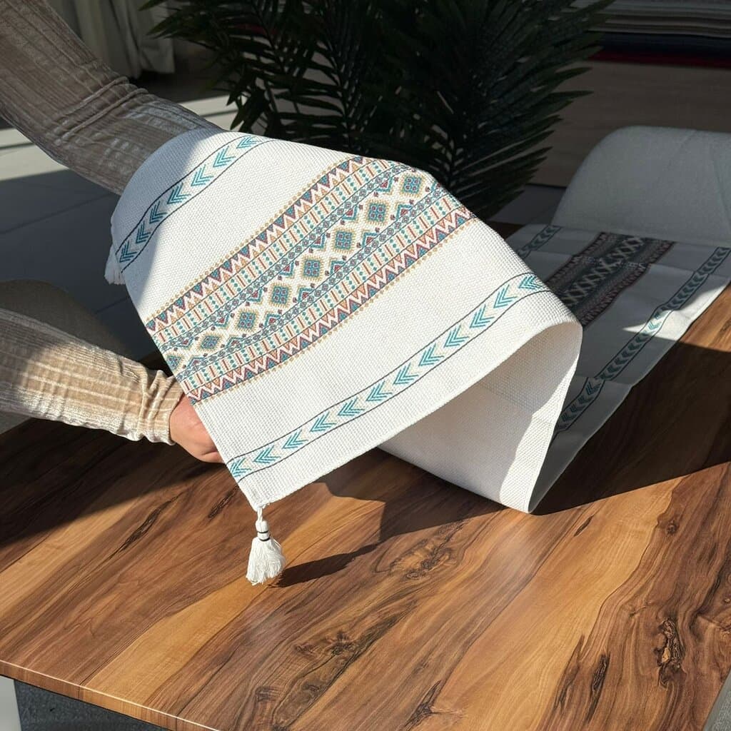 35 × 180 cm Decorative Woven Table Runner with Tassel Detail 25