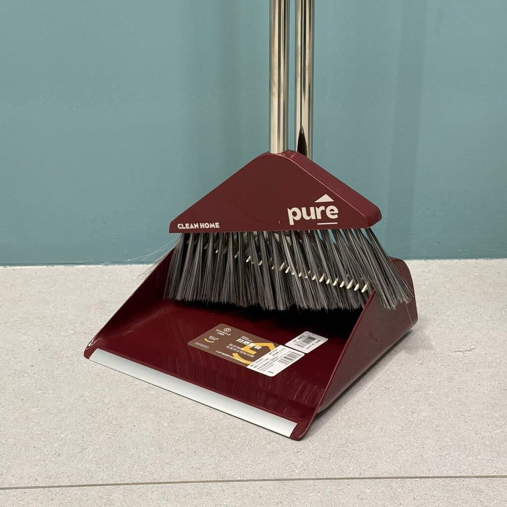 Broom & Long-Handle Dustpan Set 7