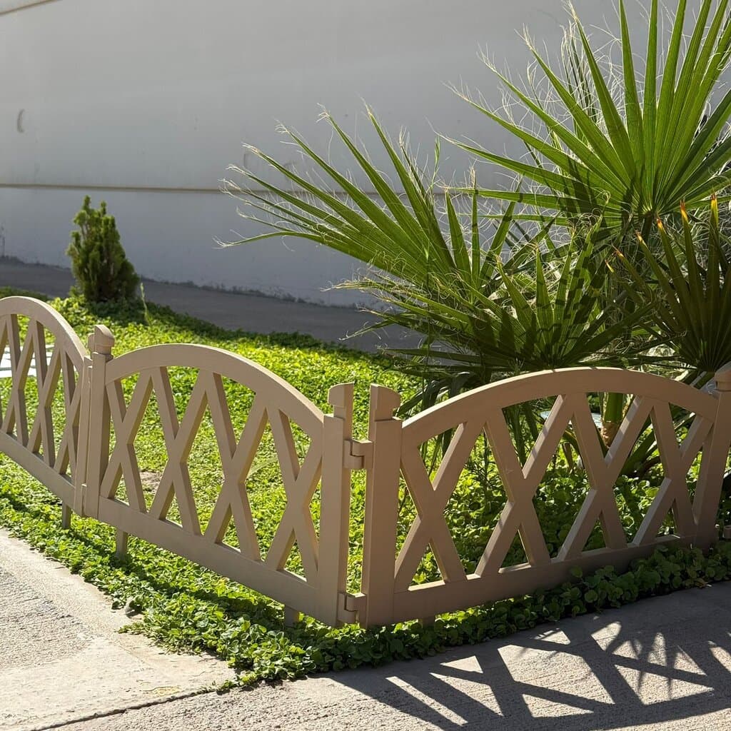 Decorative Lattice Garden Fence Panel 2