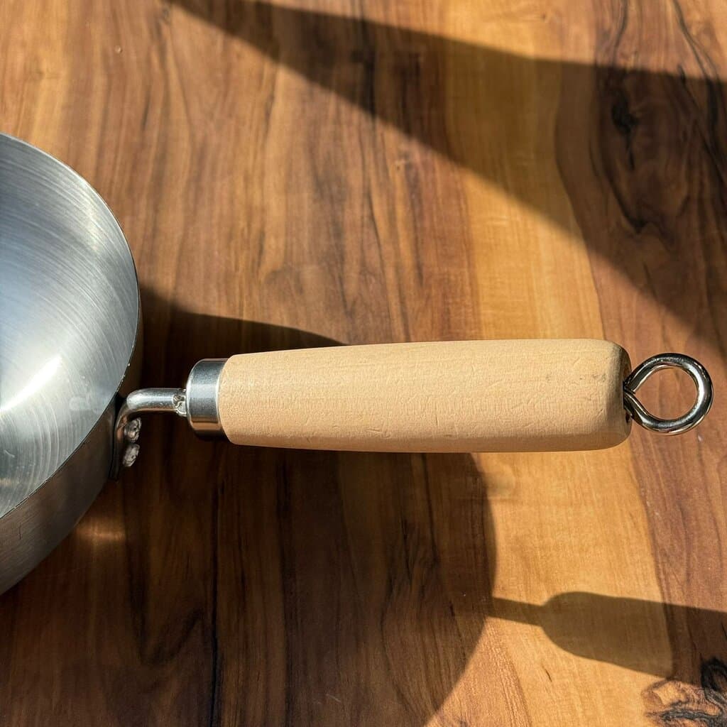 Luxury Frying Pan With Wooden Handle 5