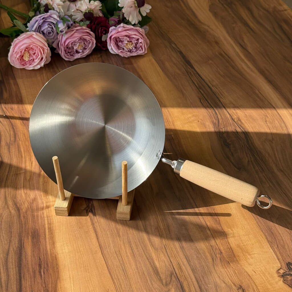 Luxury Frying Pan With Wooden Handle 6