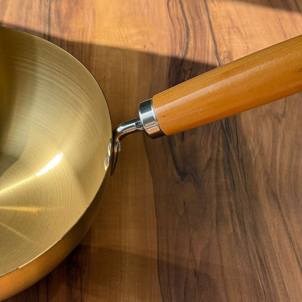 Luxury Frying Pan With Wooden Handle 7