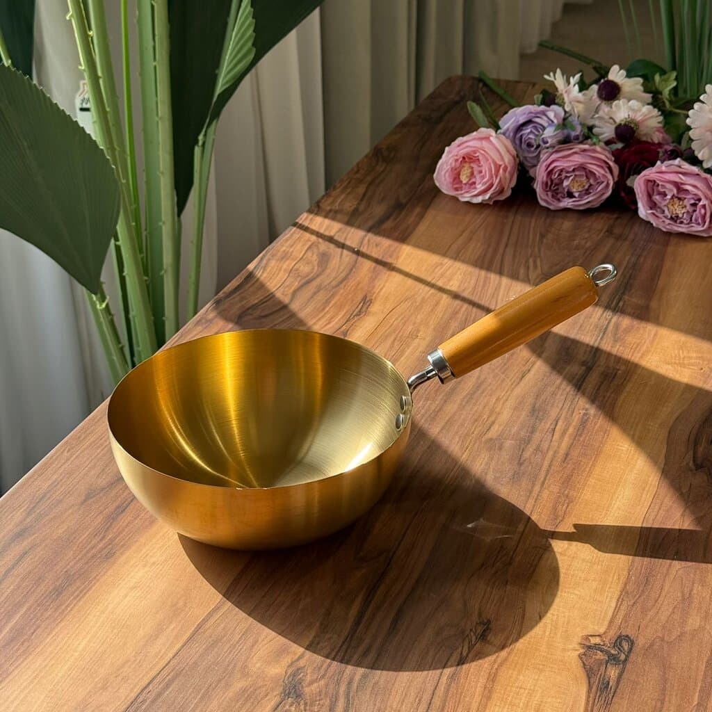 Luxury Frying Pan With Wooden Handle 9
