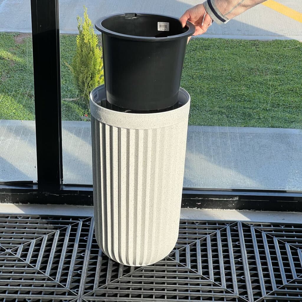 Modern Plant Pot 3