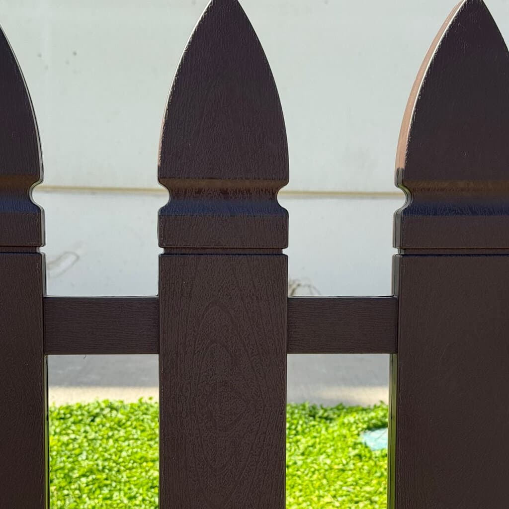 Plastic Picket Garden Fence 3
