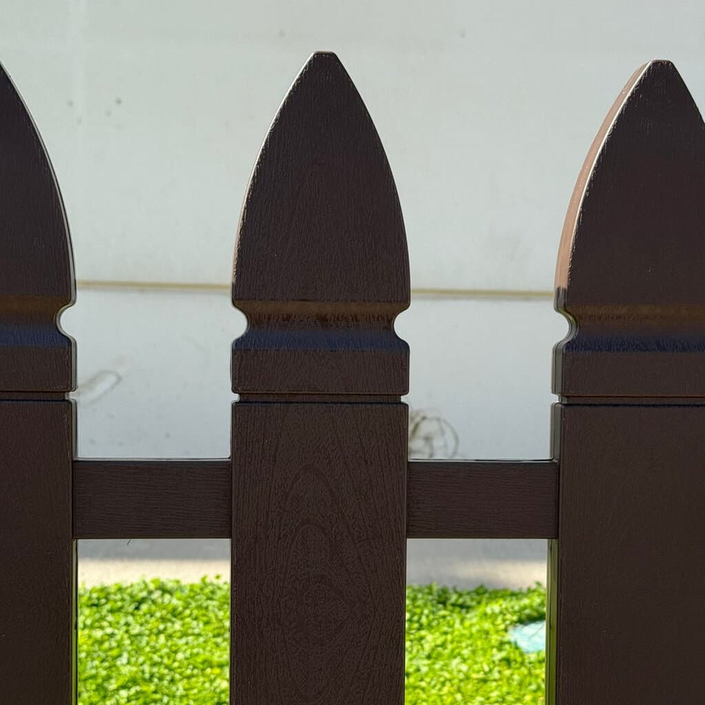Plastic Picket Garden Fence 4