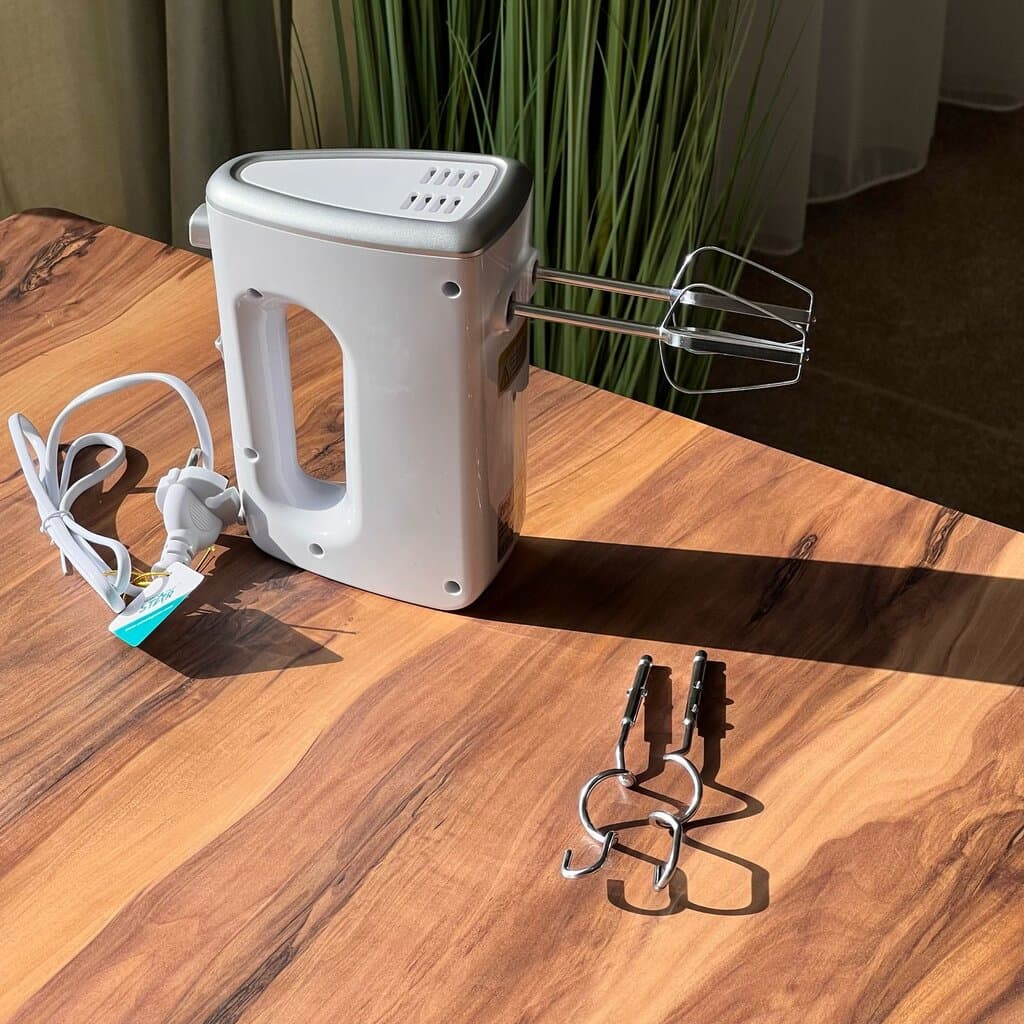 Durable Multifunctional Hand Mixer 1