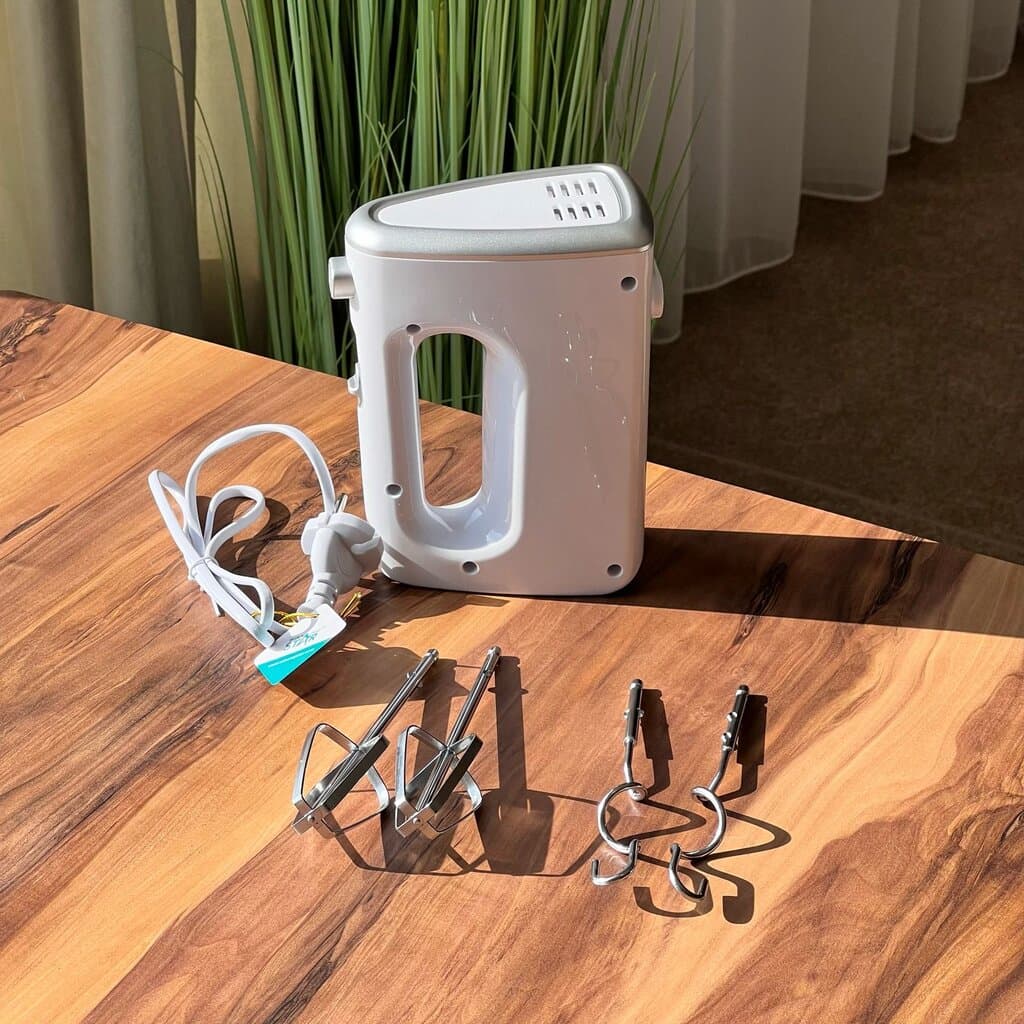 Durable Multifunctional Hand Mixer 2