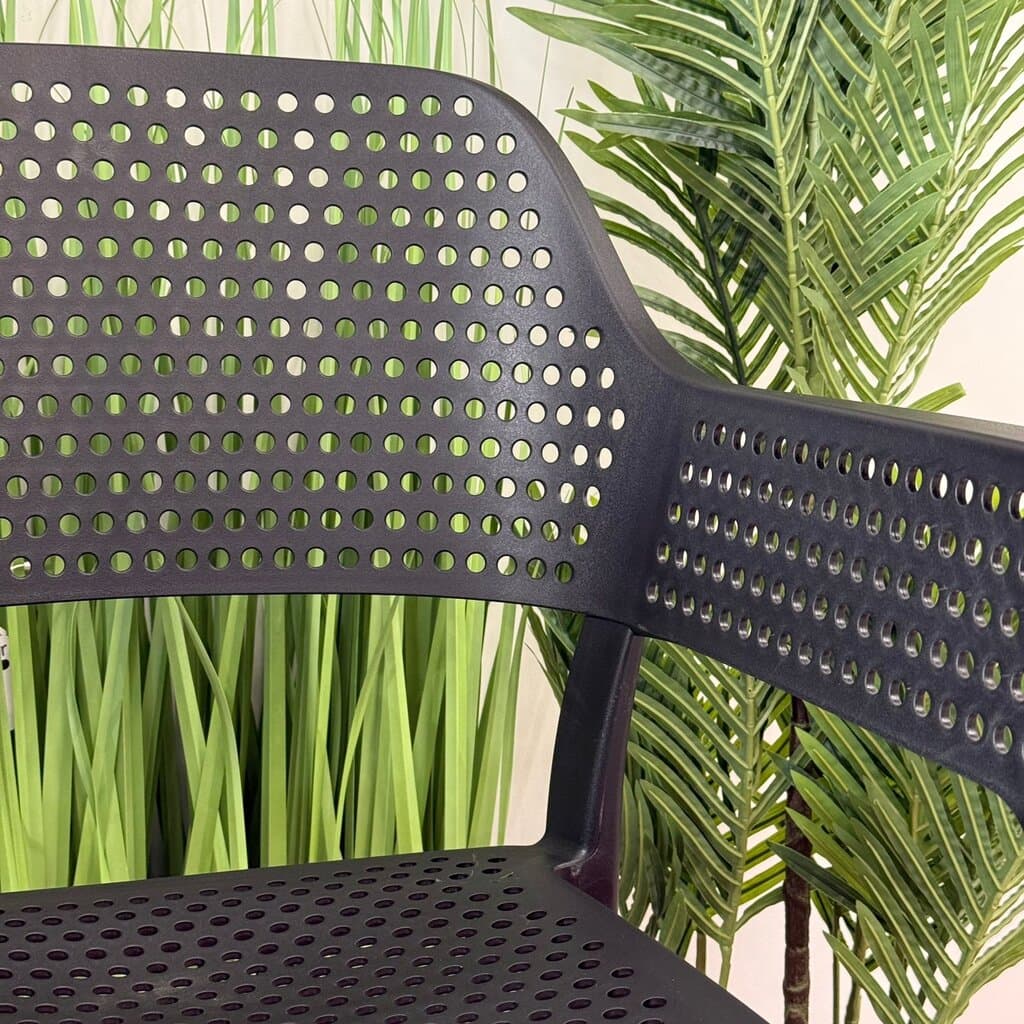 Vista Luxe Plastic Outdoor Chair 7