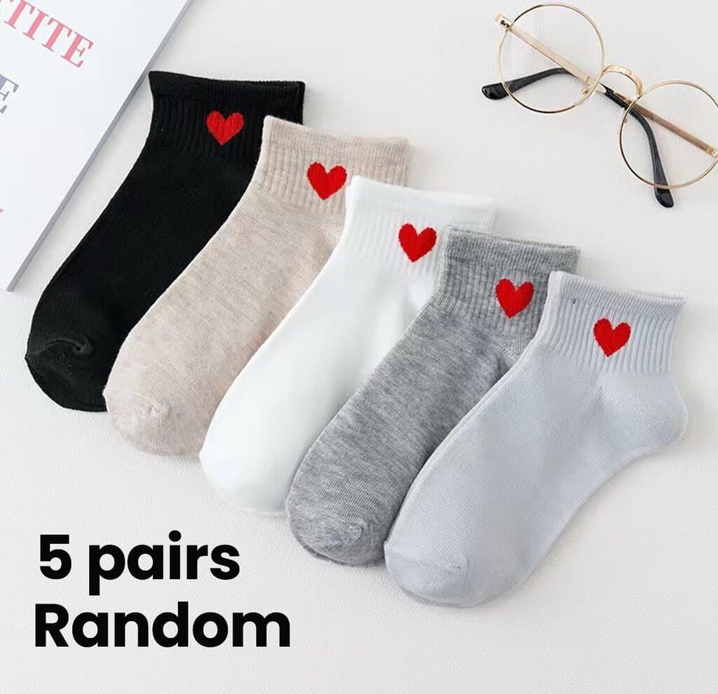 5-Pair Heart Embroidered Ankle Socks Set 1