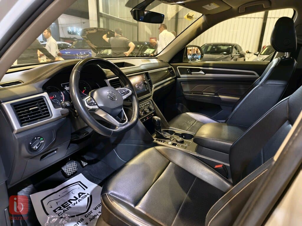 Volkswagen Atlas SE 7