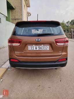 KIA Sorento — photo 8