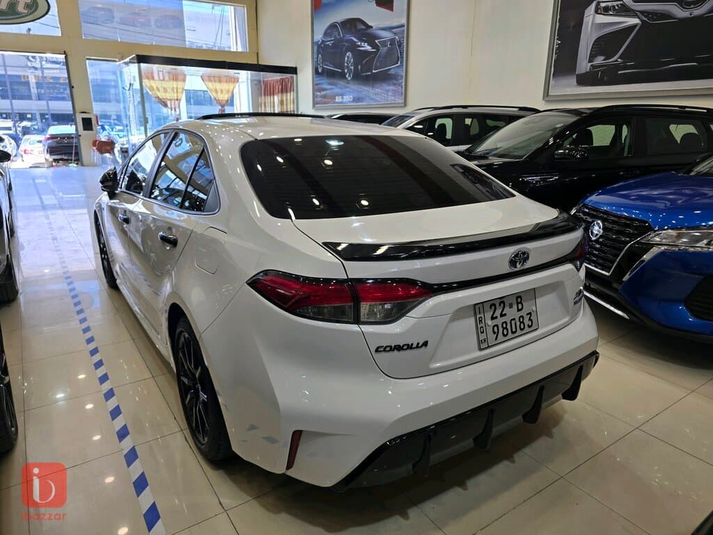 Toyota Corolla Hybrid 4