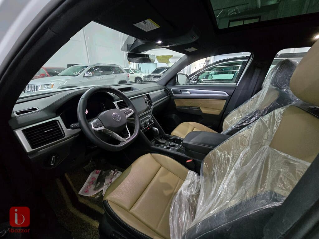 Volkswagen Atlas SEL 6