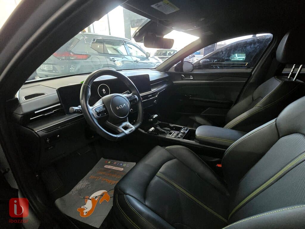 KIA K5 GT 6