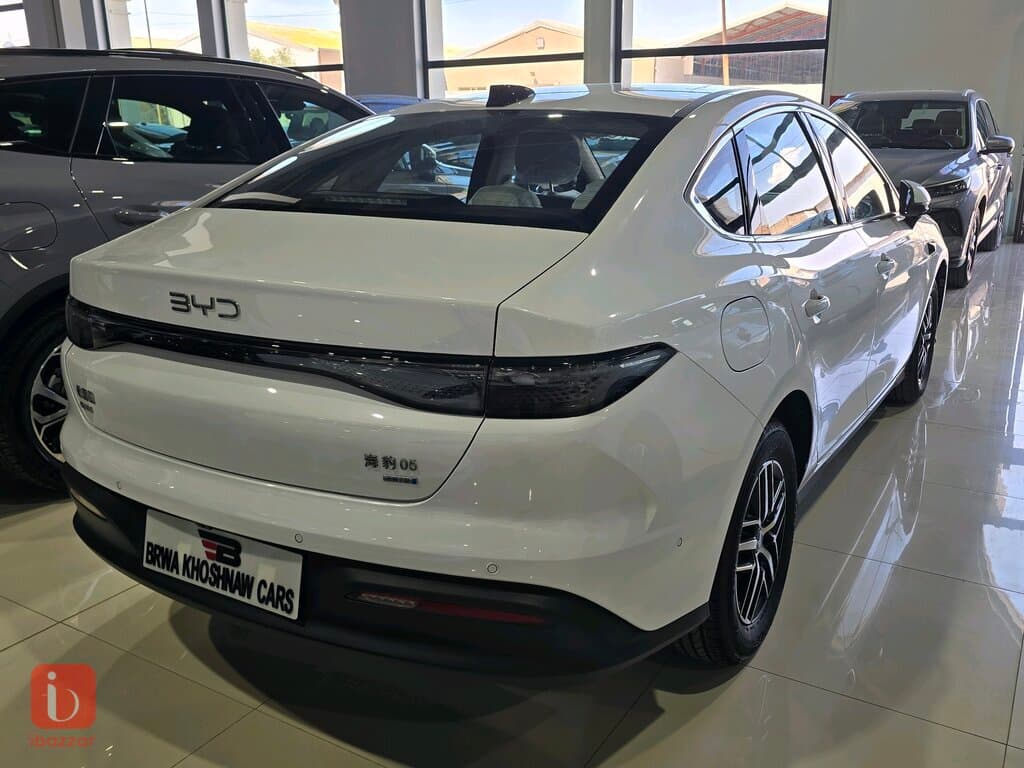 BYD Seal 05 4