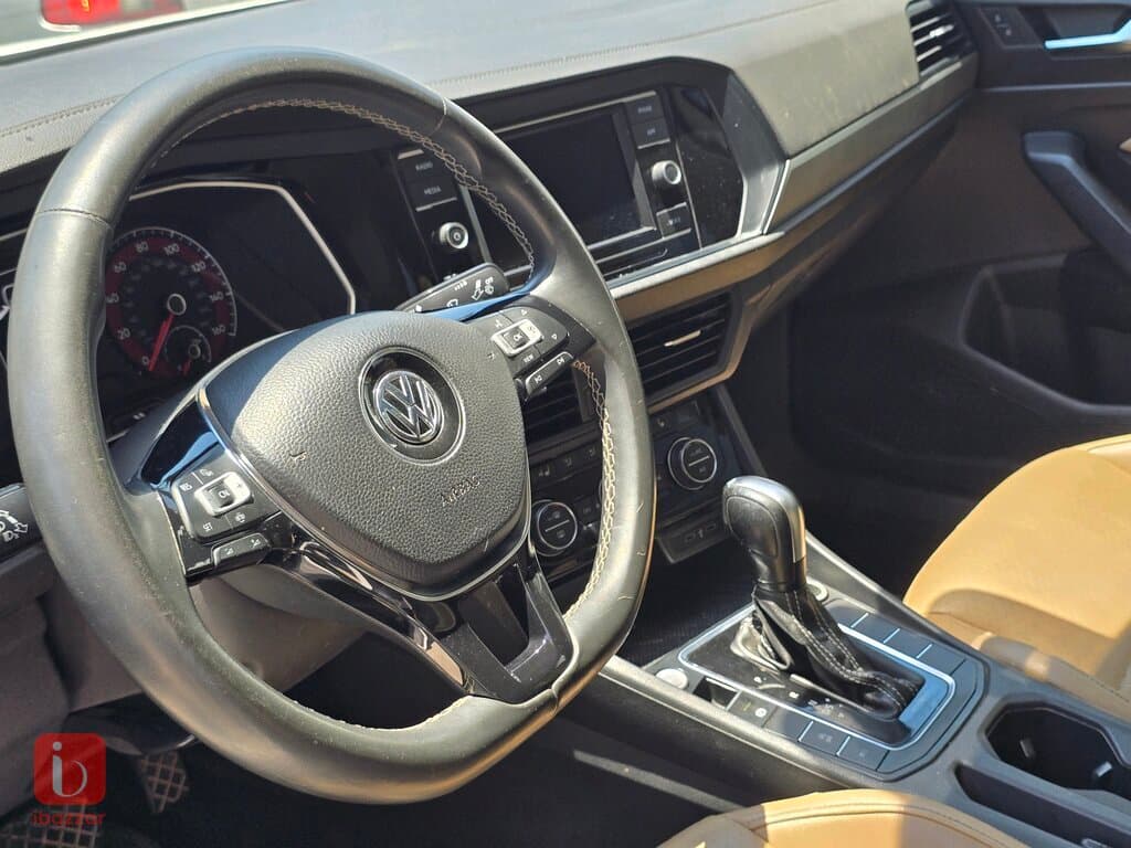Volkswagen Jetta S 6